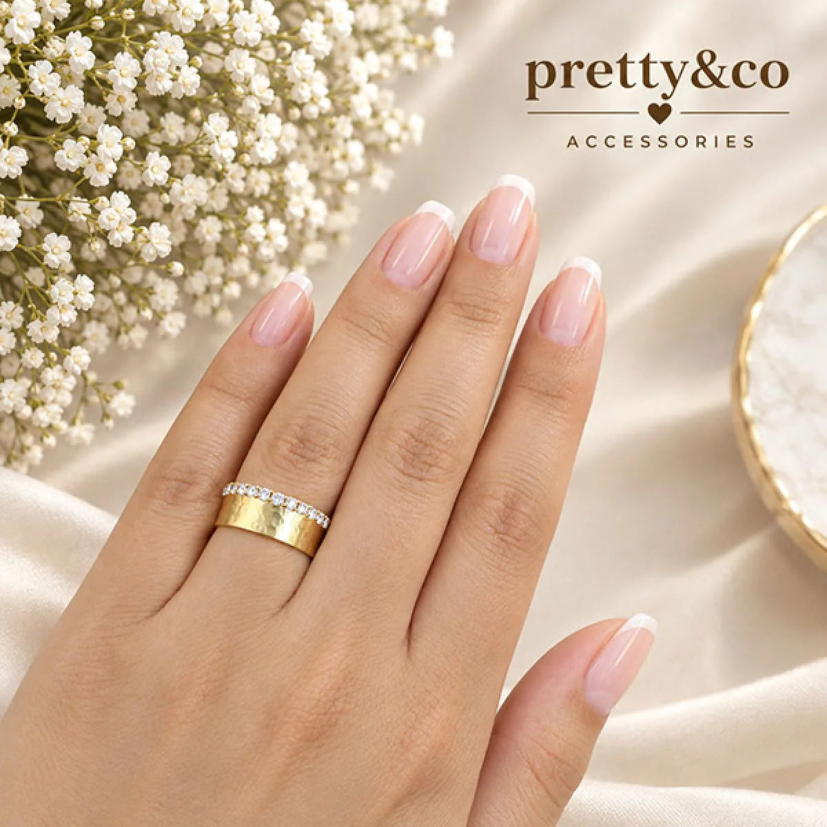 Crystal top Strip Ring