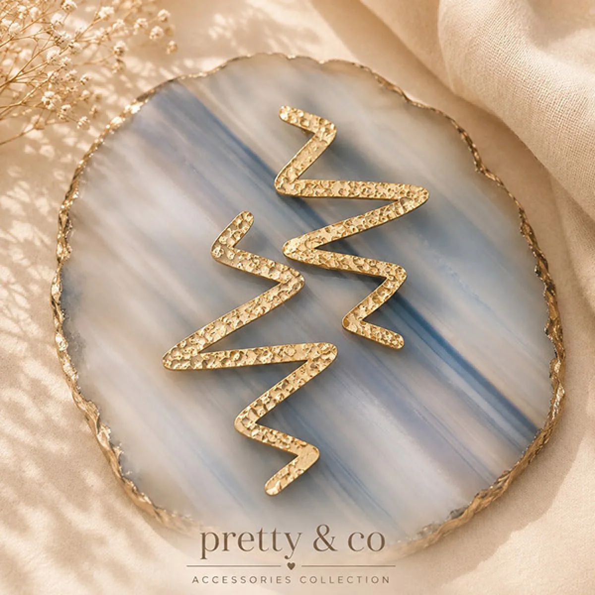 Zigzag earrings